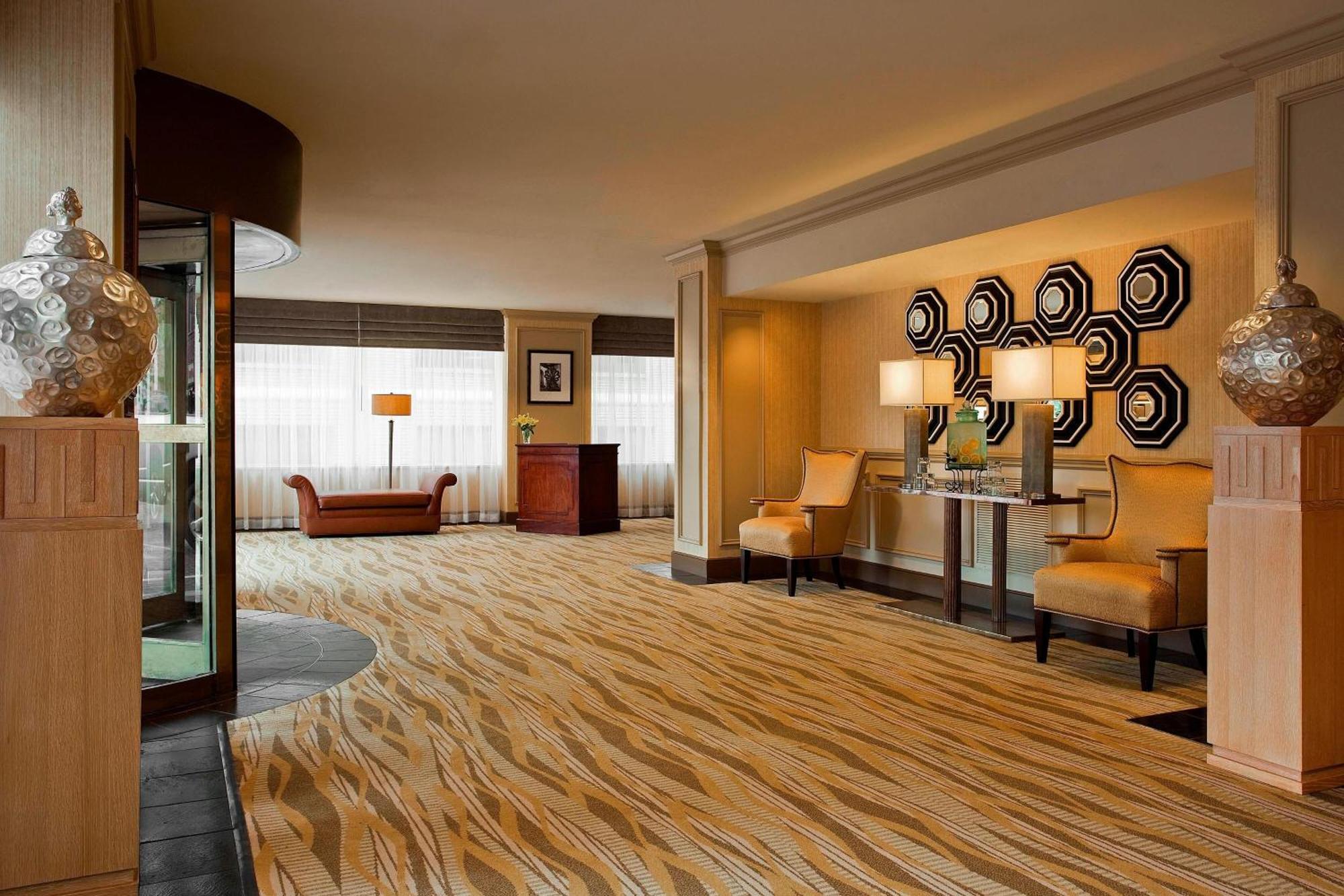 เดอะ เวสทิน พอยน์เซต กรีนวิลล์ Hotel ภายนอก รูปภาพ